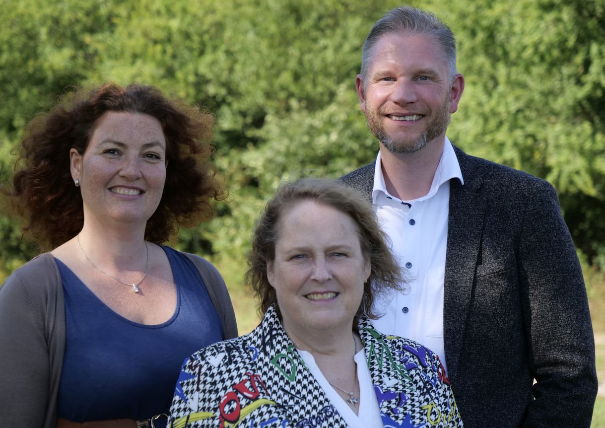 SPD-Kreisvorsitzende Katrin Fedrowitz (Mitte) mit ihren Stellvertretern Melanie Sabine Klein und Dirk Wehrmann.